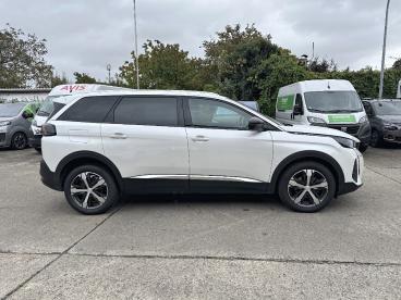 SPOTICAR Peugeot 5008 Allure Pack 1.5 Bluehdi 130 Eat8 Navi Kamera Allwe Gebraucht - Suv Diesel Weiß - Berlin - 1201199061_4