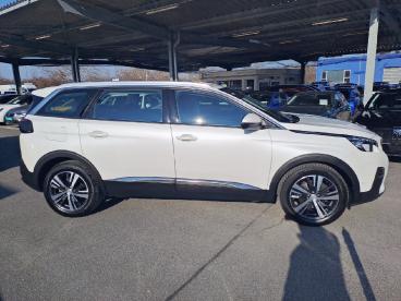 SPOTICAR Peugeot 5008 1.5 Bluehdi 130 Allure*rfk*elek.heckk.*full-led*ep Gebraucht - Suv Diesel Weiß - Mannheim - 1201223951_4