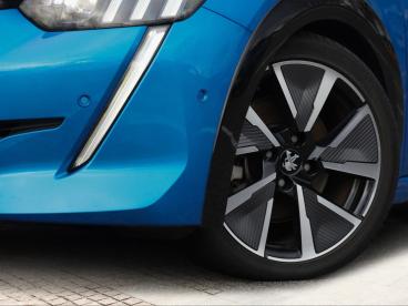 SPOTICAR Peugeot 208 E-208 136 E-gt Pano/ Sitzh./ Klimaau. Gebraucht - Kleinwagen Elektro  - Karlsruhe - 1201226410_5