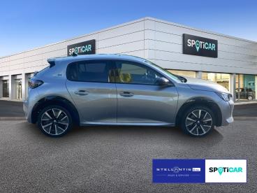 SPOTICAR Peugeot 208 E-208 Gt 136 Automatik *navi*shz*panodach Gebraucht - Kleinwagen Elektro Grau - Wiesbaden - 1201319091_4
