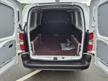 SPOTICAR Peugeot Partner Partner Gebraucht -  Diesel Weiß - Potsdam - 1201224733_5