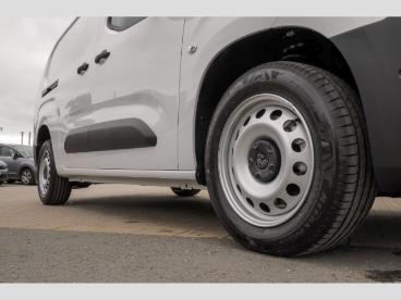 SPOTICAR Peugeot Partner L2h1 Xl L2 Bluehdi Erhohte Nutzlast Holzboden Gebraucht -  Diesel Weiß - Lünen - 1201241858_5