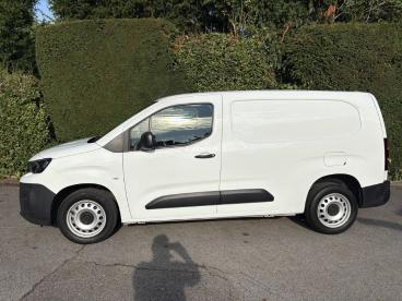SPOTICAR Peugeot Partner Partner Gebraucht -  Diesel Weiß - Tönisvorst - 1201340202_2