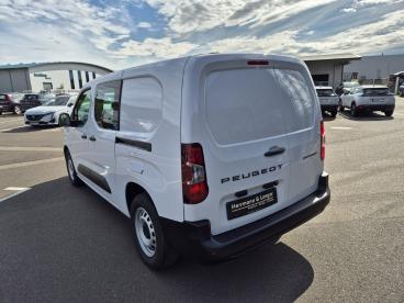 SPOTICAR Peugeot Partner Partner Gebraucht -  Diesel Weiß - Potsdam - 1201356260_3
