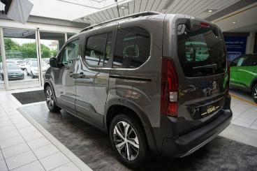 SPOTICAR Peugeot Rifter Allure Gt-line Glasdach, Navi, 2x Pdc, Bc Gebraucht - Van Benzin Grün - Dresden - 1201152503_5