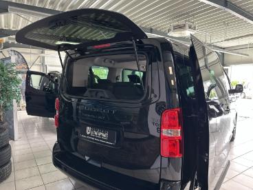 SPOTICAR Peugeot Traveller Active L2 Bluehdi 180 Eat8 8-sitzer Gebraucht - Van Diesel Schwarz - Münster - 1201318787_3