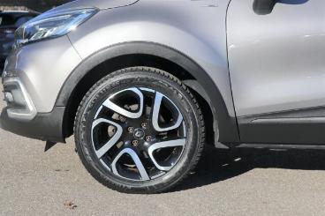 SPOTICAR Renault Captur Tce 120 Bose Edition Energy Navi/klima Bc Gebraucht - Suv Benzin  - Wangen Im Allgäu - 1201210820_3