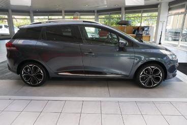 SPOTICAR Renault Clio Grandtour Intens Led, Navi, Sitzheizung, Bc Gebraucht - Kleinwagen Benzin Grau - Dresden - 1201127763_2