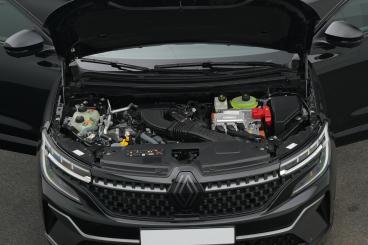 SPOTICAR Renault Espace Vi 1.2 E-tech Hybr 200 Esprit Alp.7sz (e6e) Gebraucht - Familienauto Hybrid  - Borken - 1201135246_5