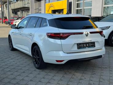 SPOTICAR Renault Megane Grandtour 1.3 Tce Zen *navi*klima*pdc* Gebraucht - Kleinwagen Benzin  - Wittenberg - 1201211161_3