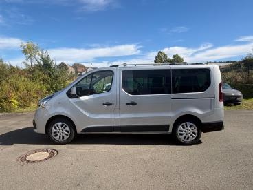 SPOTICAR Renault Trafic Combi L1h1 8 Sitzer Gebraucht - Van Diesel Grau - Chemnitz - 1201353984_2