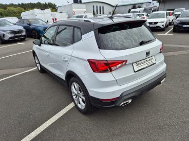 SPOTICAR Seat Arona Arona Gebraucht - Kleinwagen Benzin Weiß - Potsdam - 1201224752_3