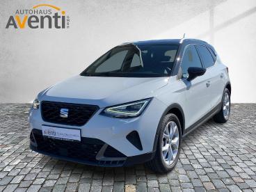 SPOTICAR Seat Arona Fr *dsg*kamera*acc*park Assist*led*apple* Gebraucht - Kleinwagen Benzin Weiß - Bamberg - 1201280443_2