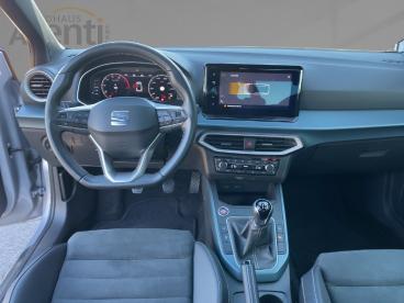 SPOTICAR Seat Arona Xperience Ahk*acc*kamera*led*navi*shz*apple Gebraucht - Kleinwagen Benzin Silber - Bamberg - 1201291554_4
