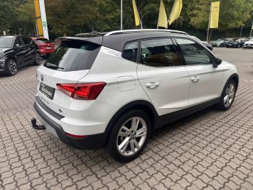 SPOTICAR Seat Arona 1.5 Tsi Opf Fr +ahk+rfk+ Gebraucht - Kleinwagen Benzin Weiß - Espelkamp - 1201318904_4