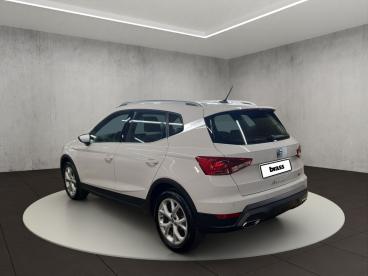 SPOTICAR Seat Arona 1.0 Tsi Fr Gebraucht - Kleinwagen Benzin Weiß - Aschaffenburg - 1201321668_3
