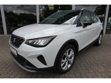 SPOTICAR Seat Arona Fr 1.0 Tsi Opf Led Carplay Navi Acc Gebraucht - Kleinwagen Benzin Weiß - Neumünster - 1201340230_2