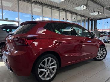 SPOTICAR Seat Ibiza Fr 1.0 Tsi 70 Kw (95 Ps) 5 Gang Navi Shz Temp Pdc Gebraucht - Kleinwagen Benzin  - Bergisch-gladbach - 1201059556_2