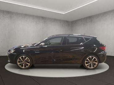 SPOTICAR Seat Leon Fr 2.0 Tdi 7-gang-dsg Gebraucht - Limousine Diesel Schwarz - Aschaffenburg - 1201309207_2