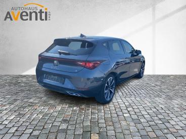 SPOTICAR Seat Leon Fr Dsg*shz*rfk*apple*led*navi*ahk*acc*dab Gebraucht - Limousine Benzin Grau - Bamberg - 1201352278_3