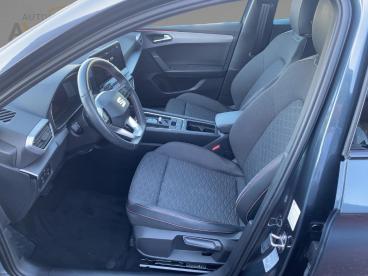 SPOTICAR Seat Leon Fr Dsg*shz*rfk*apple*led*navi*ahk*acc*dab Gebraucht - Limousine Benzin Grau - Bamberg - 1201352278_4