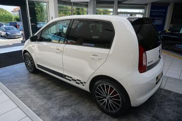 SPOTICAR Skoda Citigo Monte Carlo Klimaautomatik, Sitzheizung Gebraucht - Kleinwagen Benzin Weiß - Dresden - 1201176446_5