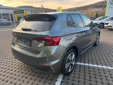 SPOTICAR Skoda Fabia Ambition Navi+led+sitzheizung Gebraucht - Kleinwagen Benzin Grau - Olpe - 1201217323_2