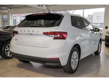 SPOTICAR Skoda Fabia Selection+at+shz+lrh+r-kam+pdc+apple+ Gebraucht - Kleinwagen Benzin  - Wuppertal - 1201237361_3