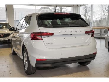 SPOTICAR Skoda Fabia Selection+at+shz+lrh+r-kam+pdc+apple+ Gebraucht - Kleinwagen Benzin  - Wuppertal - 1201237361_4