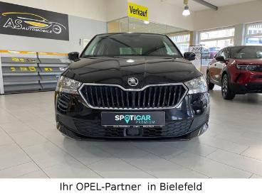 SPOTICAR Skoda Fabia Ambition Automatik/shz/rfk/navi/gjr Gebraucht - Kleinwagen Benzin Schwarz - Bielefeld - 1201267897_2