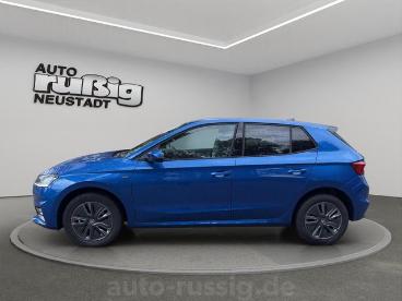 SPOTICAR Skoda Fabia Tour 1.0 Tsi,wireless Smartlink,kamera,shz Gebraucht - Kleinwagen Benzin Blau - Neustadt In Sachsen - 1201274185_2