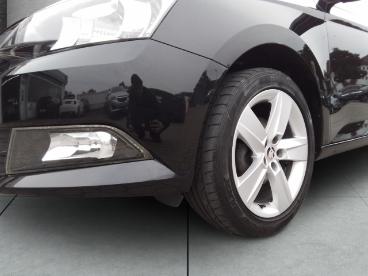 SPOTICAR Skoda Fabia 1.0 Mpi 55kw Combi Cool+ Pdc Alu Klima Gebraucht - Kleinwagen Benzin Schwarz - Bad Schwartau - 1201355528_4
