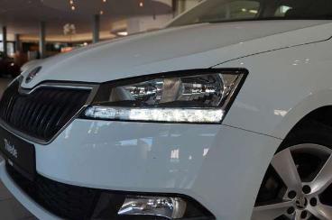 SPOTICAR Skoda Fabia 1.0 Tsi Combi Cool Plus Led/shz/pdc/dab+ Gebraucht - Kleinwagen Benzin Weiß - Schöningen - 1201356513_5