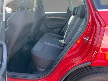 SPOTICAR Skoda Karoq Drive 125 Pano*ahk*acc*dsg*navi*spurh+spurw Gebraucht - Suv Benzin Rot - Bamberg - 1201139832_5