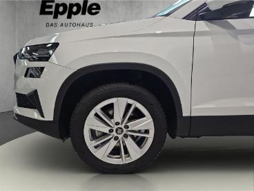 SPOTICAR Skoda Karoq Selection 1.5 Tsi Navi Led Shz Pdc Kamera Gebraucht - Suv Benzin Weiß - Rutesheim - 1201292349_4