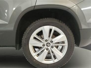 SPOTICAR Skoda Karoq Selection 1.5 Tsi Navi Led Shz Pdc Kamera Gebraucht - Suv Benzin Grau - Rutesheim - 1201292353_4