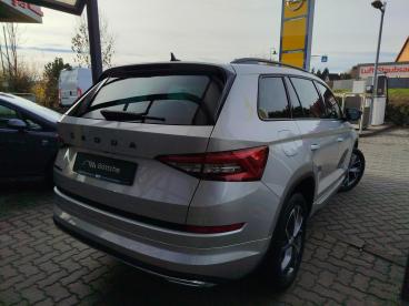 SPOTICAR Skoda Kodiaq Sportline 1.5 Tsi Soundsystem*kamera*leder*navi Gebraucht - Suv Benzin Silber - Völpke - 1201206792_4