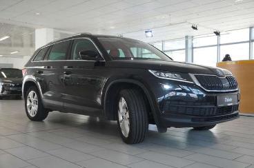 SPOTICAR Skoda Kodiaq 2.0d Style 7-sitz Navi/led/kamera/acc/ahk Gebraucht - Suv Diesel Schwarz - Schöningen - 1201219162_4