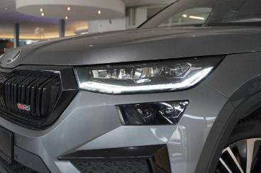 SPOTICAR Skoda Kodiaq Rs 2.0 Tsi 4x4 Navi/led/pano/kamera/ahk Gebraucht - Suv Benzin Grau - Schöningen - 1201337307_4