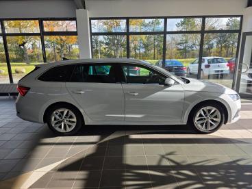 SPOTICAR Skoda Octavia Style 2.0 Tdi Dsg*head-up*panoramadach*leder*navi Gebraucht - Kombi Diesel  - Zerbst - 1201198220_5