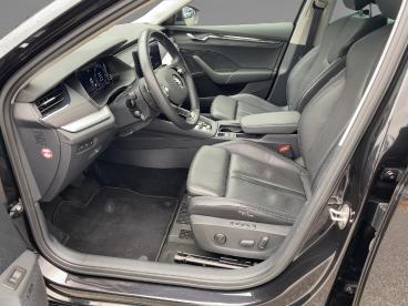 SPOTICAR Skoda Octavia Style *dsg*acc*led*shz Vo+hi*navi*kamera* Gebraucht - Kombi Benzin Schwarz - Bamberg - 1201198889_4