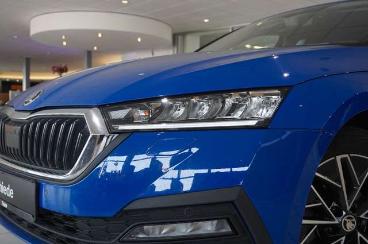 SPOTICAR Skoda Octavia Combi 1.5 Tsi Dsg Navi/led/kamera/sh/dab Gebraucht - Kombi Benzin Blau - Schöningen - 1201215654_4