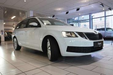 SPOTICAR Skoda Octavia Combi 1.0 Tsi Active Led/shz/pdc/dab+ Gebraucht - Kombi Benzin Weiß - Schöningen - 1201271251_4