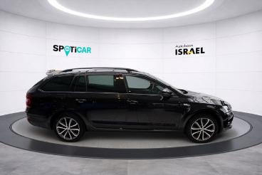 SPOTICAR Skoda Octavia Combi Soleil Led, Navi, Sitzheizung, Pdc Gebraucht - Kombi Benzin Schwarz - Dresden - 1201273973_2