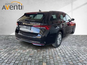 SPOTICAR Skoda Octavia Selection *dsg*acc*ahk*kamera*tot Winkel* Mhev W S Gebraucht - Kombi Benzin Schwarz - Bamberg - 1201275828_3