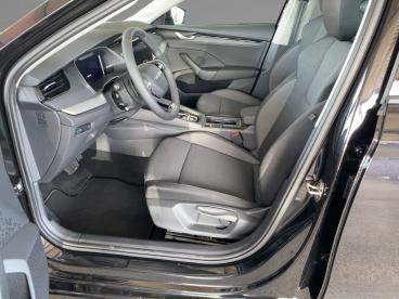 SPOTICAR Skoda Octavia Selection *dsg*acc*ahk*kamera*tot Winkel* Mhev W S Gebraucht - Kombi Benzin Schwarz - Bamberg - 1201275828_5