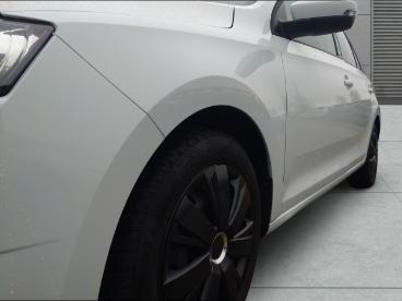 SPOTICAR Skoda Rapid Spaceback Joy Klima Sitzheizung Winterrader Gebraucht - Limousine Diesel Weiß - Parchim - 1201211198_4