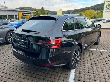 SPOTICAR Skoda Superb Combi Style Matrix-led+navi+ahk Gebraucht - Limousine Diesel Schwarz - Olpe - 1201191983_2