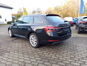 SPOTICAR Skoda Superb Style 2.0 Tdi Dsg*panoramadach*standheizung*dcc*le Gebraucht - Limousine Diesel Schwarz - Bad Belzig - 1201206863_3