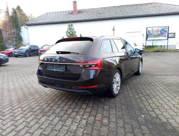 SPOTICAR Skoda Superb Style 2.0 Tdi Dsg*panoramadach*standheizung*dcc*le Gebraucht - Limousine Diesel Schwarz - Bad Belzig - 1201206863_4